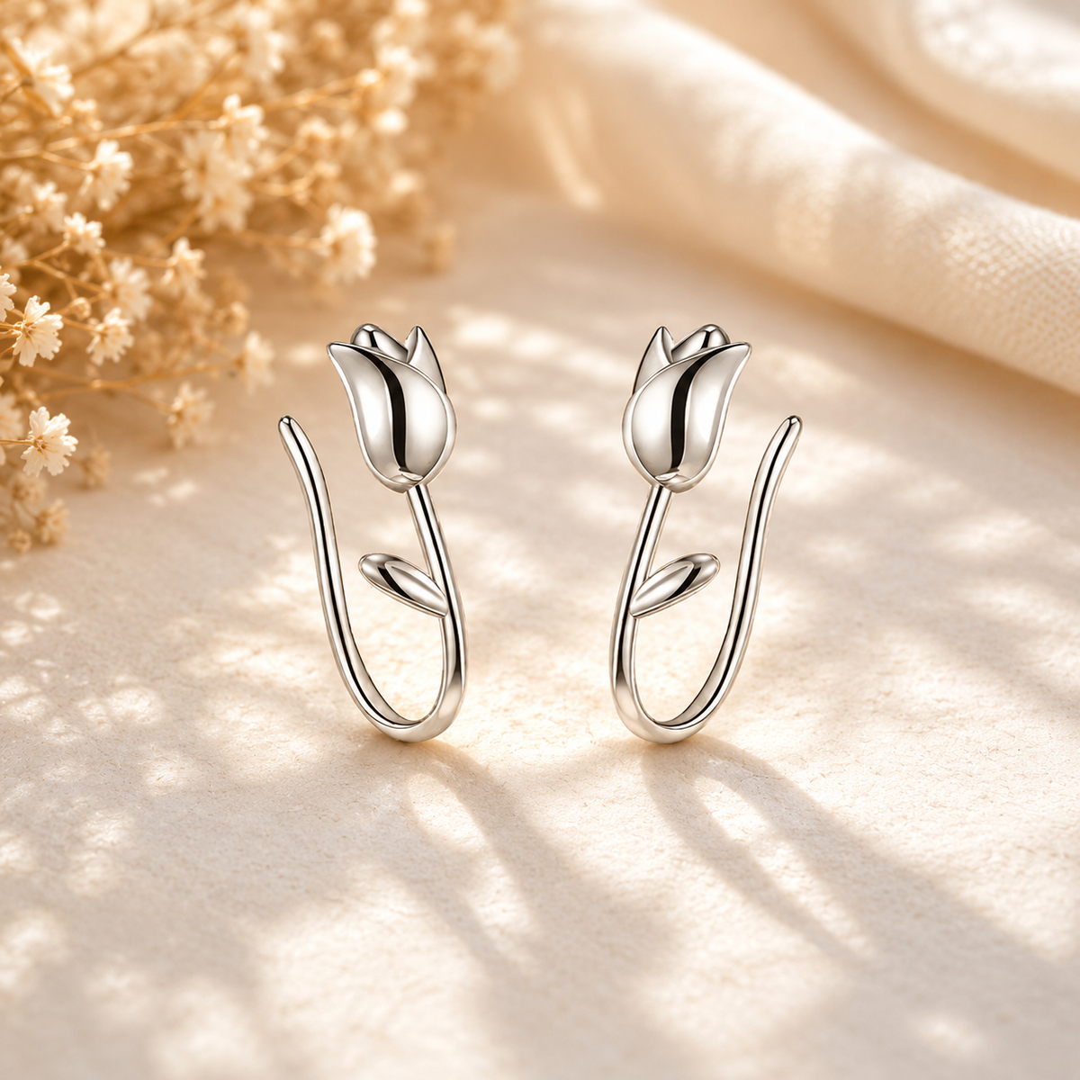 Boucles d’oreilles tulipe argentées – détail 4