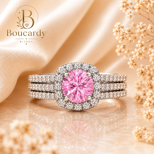 Bague Solitaire Halo Triple Rang Zircons Sertis – détail 2