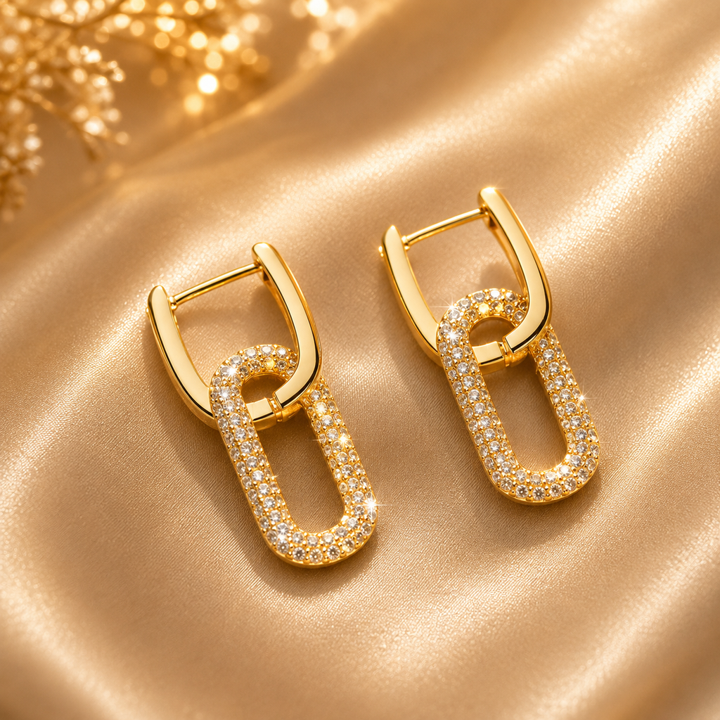Boucles d’oreilles dorées à maillons avec – détail 5