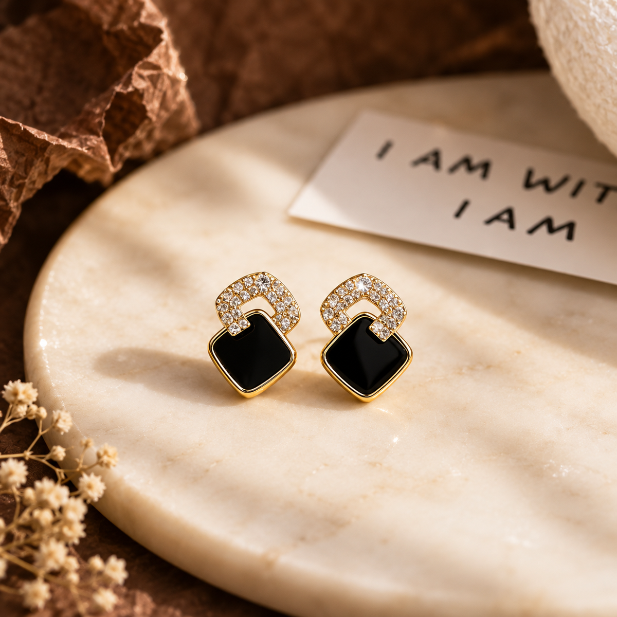 Boucles d’oreilles élégantes noir et or avec – détail 2